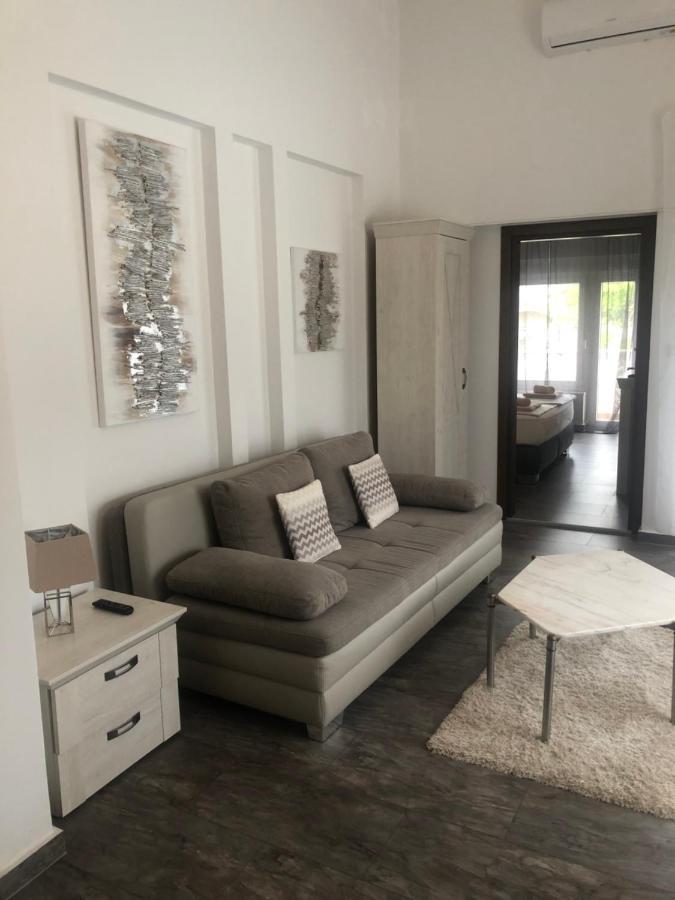 Grey Pearl With Free Ev Ch-station Appartement *